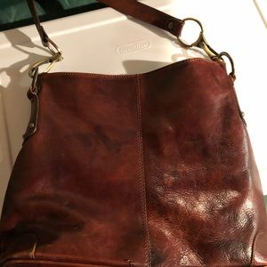 Leather shoulder bag